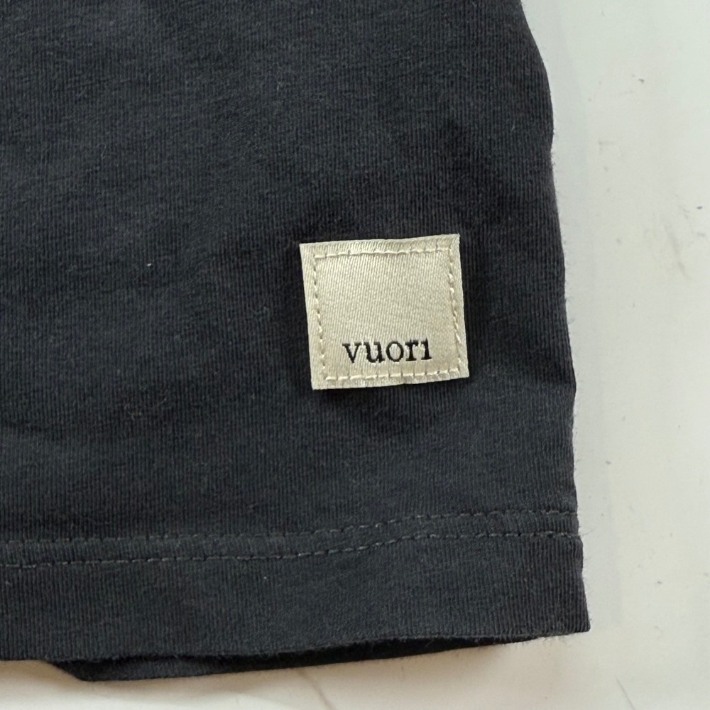 Vuori Long Sleeve Feather Tee Black Mens Size Large Activewear Athleisure - Picture 4 of 5